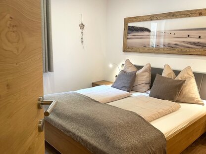 summer_3_Schlafzimmer_1_April_25